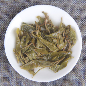 Thé brut Pu'er du Yunnan, variété à grandes feuilles, arbre ancien de Banzhang, gâteau Qizi - Product Image 6