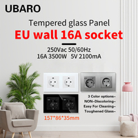 Prise murale UBARO série F 157 mm avec port de charge USB 16A, double prise Schuko, panneau en verre trempé blanc