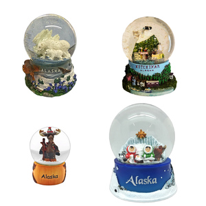 Personalizada resina frailecillo alce y oso figurita nevera imán nieve globo alce pareja tótem recuerdo Alaska agua globo 45 65mm - Product Image 2