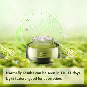 Crema Blanqueadora Facial con Vitamina C Natural y Alfa Arbutina, Elimina Manchas, Pecas y Imperfecciones, Belleza en Francia - Product Image 2