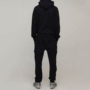 Sweat-shirt cargo noir avec poche latérale utilitaire, ensemble de survêtement deux pièces personnalisé pour homme - Product Image 2