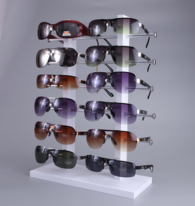 Expositor de Gafas de Sol con Diseño de Madera, con 4, <span class=keywords><strong>5</strong></span>, 8, 10, 12, 24 o 27 Ranuras, para Ópticas y Tiendas, en Negro y Blanco, Personalizable - Product Image 3