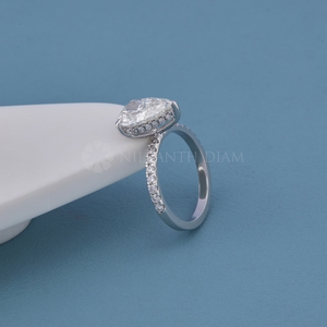 Bague tendance en or blanc avec diamants de laboratoire ronds et en forme de poire, bijoux fins pour femmes, provenant d'Inde - Product Image 3