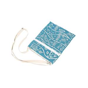 กระเป๋าปอกระเจาแฟชั่นที่มีความต้องการสูงพร้อมดีไซน์เนอร์สีฟ้าใสกันน้ำแบบเปิด - Product Image 5