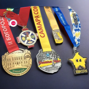 Ruban de médaille en fer personnalisé unique Design créatif alliage fabricant de médailles Fiesta miraculeuse <span class=keywords><strong>boîte</strong></span> en velours de Carnaval en forme de coeur pour médailles - Product Image 4