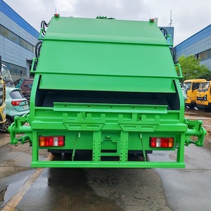 HOWO 4x2 Compressed Garbage Truck Refuse Collection Truck for Municipal Sanitation - Product Image 6