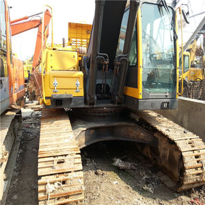 Excavatrice sur pneus VOLVO 240BLC d'occasion 2018 à vendre, en état de marche, composants principaux : moteur, godet de 1,5 m, poids opérationnel de 24 tonnes - Product Image 1