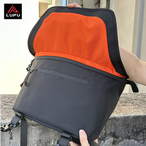 Sac à bandoulière en nylon imperméable, unisexe, design tactique, confortable pour un usage quotidien et tendance - Product Image 2