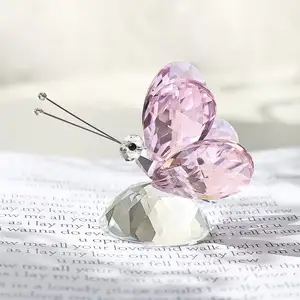 Figuritas de animales de cristal de mariposa Multicolor, hechas a medida, regalo de devolución de boda