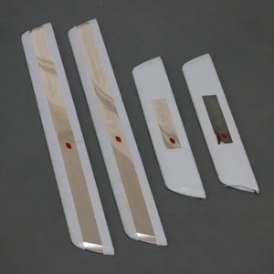 Protector de Umbral de Puerta de Coche de Alta Calidad con LED para Toyota Hilux Revo 2016 en Adelante, Gran Venta - Product Image 1