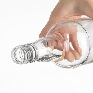Botella de Vodka de 500ml/750ml con Tapas de Rosca, Botella Redonda Transparente Clásica para Whisky, Tequila, Ginebra y Licores para Destilerías - Product Image 4