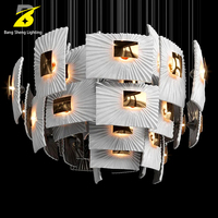 Lustre artistique à panneaux plissés à plusieurs niveaux, luminaire de plafond carré texturé contemporain