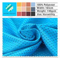 Tissu en maille perforée 140 GSM 100% polyester, séchage rapide, respirant, tissu tricoté pour vêtements de sport, maillot, t-shirt, sublimation