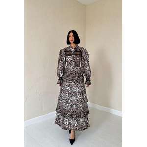 Vestido de Chifón Plisado con Estampado de Leopardo, Cuello Alto, Corte en A, Cintura Natural, Vestido de Cóctel Ecológico - Product Image 4