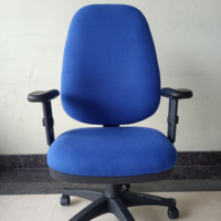 JOHOOFURNITURE Chaise de bureau moderne pivotante avec dossier haut en maille, roulettes, appui-tête et accoudoirs