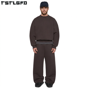Conjunto Deportivo Ecológico y Sostenible para Hombre, Pantalones de Gimnasio con Estampado Invernal, Sudadera con Capucha y Pantalones para Correr - Product Image 4