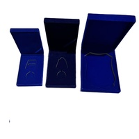 Boîte de présentation verticale d'insigne de bijoux de médaille de velours Boîte de flocage en plastique NGC PCGS Boîte cadeau de dalles de pièces de monnaie
