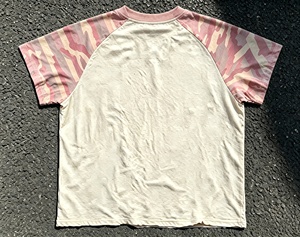 Camiseta Personalizada con Estampado de Leopardo, Manga Raglán, Lavado Desgastado, Bordado de Cadena JME, Cuello Redondo de Canalé Grueso, Camiseta Casual de Manga Corta - Product Image 3