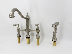Кухонный смеситель с 4 отверстиями, 8 дюймов - Product Image 6