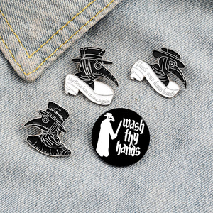 Creative Style Punk Series Designer Brooches Clothing Lapel Pin Metal Badge for Hat Bag Shoe Clothing Decoration