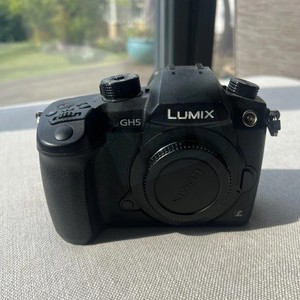 Cámara DSLR sin Espejo HFT Professional LUMIX <span class=keywords><strong>GH5</strong></span>, Solo Cuerpo, Venta al Por Mayor - Product Image 2