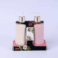 Ensemble de savon à main dans des boîtes en papier de qualité supérieure Emballage élégant pour une distribution pratique