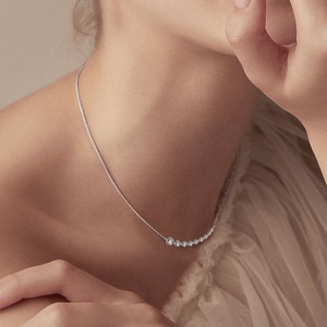 Collar de Gargantilla con Colgante de Diamantes Naturales Multiformes en Oro Blanco de 18K, Joyería Fina Elegante y Exquisita de Alta Calidad, Regalo para Mujer - Product Image 5