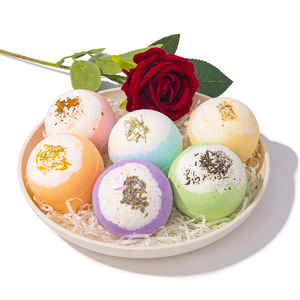 Bombes de bain colorées en forme de boule, 100% naturelles, vegan, biologiques, avec fleurs séchées, emballage personnalisé, vente en gros à bas prix - Product Image 6