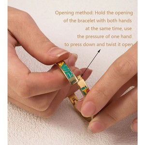 Bracciale a Polsino Aperto con Stampa Artistica Boho in Smalto Colorato Personalizzato, Impermeabile in Acciaio Inossidabile, Gioielli Impilabili a Molla per <span class=keywords><strong>Donna</strong></span> - Product Image 2