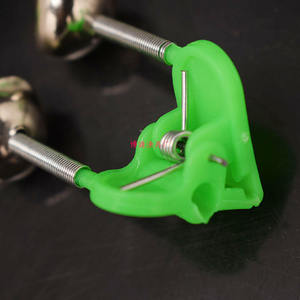 Campana de pesca doble de acero inoxidable de 16 mm de diámetro, alarma para cañas de pescar con parte superior de plástico y gancho de resorte metálico - Product Image 2