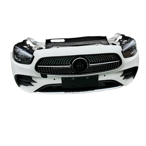 Pièces de kit de carrosserie de systèmes de carrosserie automobile pare-chocs de voiture avant pour Mercedes Benz <span class=keywords><strong>E200</strong></span> E300 <span class=keywords><strong>W213</strong></span> - Product Image 1