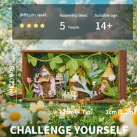 IIECREATE Mini Kit de Maison de Poupée en Bois DIY, Modèle d'Elfe Fait Main, Matériau PC, Mini Jouet Cadeau pour Enfants
