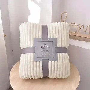 Beli dari pabrik dapat menyesuaikan grosir warna solid menebal selimut sofa tidur siang lembut flanel - Product Image 2