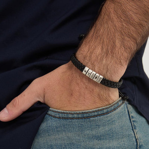 สร้อยข้อมือหนังแท้แบบเรียบง่าย พร้อมตัวล็อคแม่เหล็ก  สำหรับผู้ชาย - Product Image 4