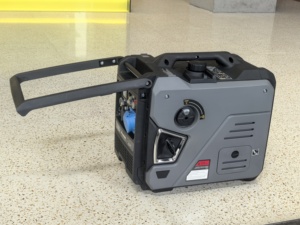 เครื่องกำเนิดไฟฟ้าเบนซินแบบพกพาขนาดเล็ก 6.5kw 8kw แบบเงียบ ราคาประหยัด สำหรับใช้ในบ้าน - Product Image 4