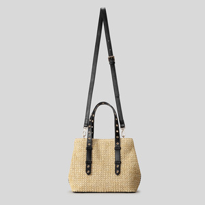 <span class=keywords><strong>Borsa</strong></span> Tote da Donna in Paglia Intrecciata Fatta a Mano, Stile Retrò Francese con Rivetti e Dettagli in Pelle, Grande Capacità, Ideale per Vacanze Estive al Mare, Minimalista - Product Image 3