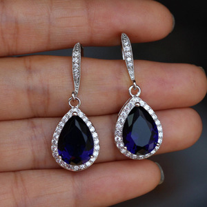 Orecchini a Goccia con Cristalli Pavé per Donne, Eleganti Orecchini Pendenti, Accessori per Abiti da Festa e Uso Quotidiano - Product Image 3