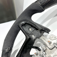 Volant sport en fibre de carbone noire et daim, motif football, personnalisé, vente directe, luxe, adapté pour Pontiac Holden VE G8