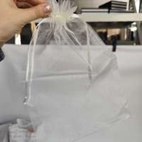 Sacs en satin blanc écologiques personnalisés avec cordon de serrage - Pochettes cadeaux transparentes avec fermeture à cordon pour bijoux et cadeaux de mariage