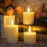 Bougie sans flamme à LED chaude en verre doré sur le thème de Noël (commandée à distance) (ensemble d'éclairage chaleureux et confortable)