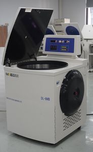 Centrífuga Refrigerada <span class=keywords><strong>de</strong></span> Pie <span class=keywords><strong>de</strong></span> Gran Capacidad 6*1200 ml y Baja Velocidad 6000 rpm <span class=keywords><strong>para</strong></span> <span class=keywords><strong>Bolsas</strong></span> <span class=keywords><strong>de</strong></span> <span class=keywords><strong>Sangre</strong></span> Triples <span class=keywords><strong>de</strong></span> 6*500 ml <span class=keywords><strong>para</strong></span> Laboratorios - Product Image 6