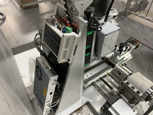 Torno Multifuncional Manual para Torneado, Fresado y Taladrado Integrado, Mini Torno para Hogar NP1200, Dimensiones del Empaque 620X620X - Product Image 5