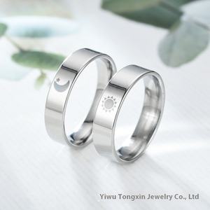 Cincin Baja Tahan Karat Uniseks Desain Bulan Bintang Matahari Cincin Janji Trendi untuk Pasangan Perhiasan Fashion Berlapis Perak Hitam - Product Image 3