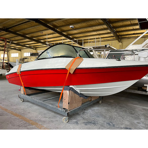 Yacht di Lusso da 18 Piedi con Motore a Vela e Jet Sport di Alta Qualità in Vendita - Product Image 6