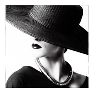 Peinture décorative sur toile de femme élégante avec chapeau, moderne, noir et blanc, base acrylique pour salon