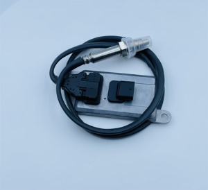 เซ็นเซอร์ไนโตรเจนออกไซด์ <span class=keywords><strong>NOx</strong></span> 24V คุณภาพสูงสำหรับรถบรรทุกวอลโว่ <span class=keywords><strong>FH</strong></span> FM 21244501 5WK96664A สภาพใหม่ - Product Image 5