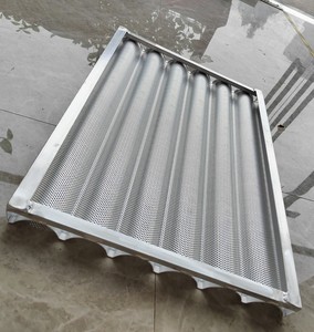 Molde para pan francés de 6 filas, bandeja perforada para Baguette, bandeja para hornear pan de Baguette de aluminio de 18*26 pulgadas, bandeja para horno de panadería Industrial - Product Image 2