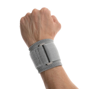 Custom Logo Wholesale Weightlifting Wrist Compression Strap Carpal Tunnel Arthritis Wrist Brace Sport Wrist Support for Fitness - Product Image 3