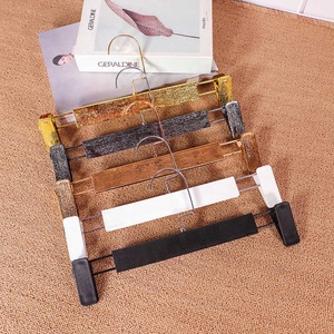 Clip per <span class=keywords><strong>pantaloni</strong></span> senza cuciture per la casa dei <span class=keywords><strong>pantaloni</strong></span> da <span class=keywords><strong>donna</strong></span> per sostenere e appendere la Clip di biancheria intima - Product Image 3