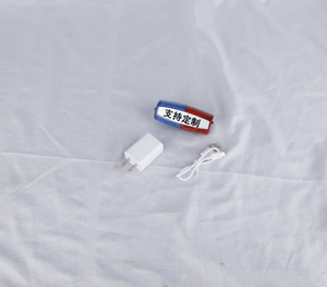 ไฟฉายคาดไหล่ LED แบบชาร์จได้ สีแดงและสีน้ำเงิน ไฟกระพริบแบบแฟลช ชนิดหนีบ ใช้สำหรับเตือนการจราจร - Product Image 2